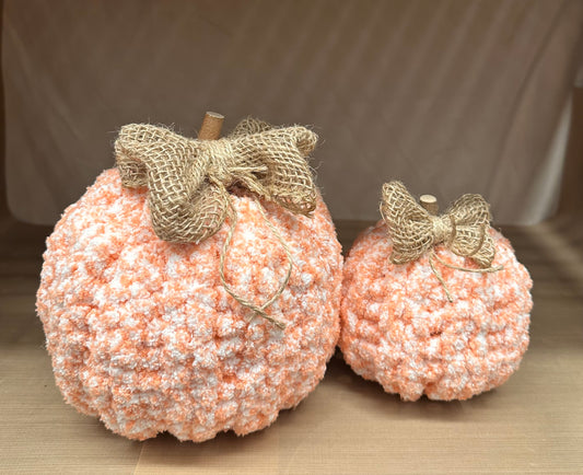 Set of 2 pumpkins