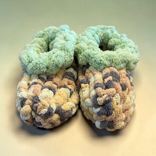 Chunky Knit Slippers (green multi)